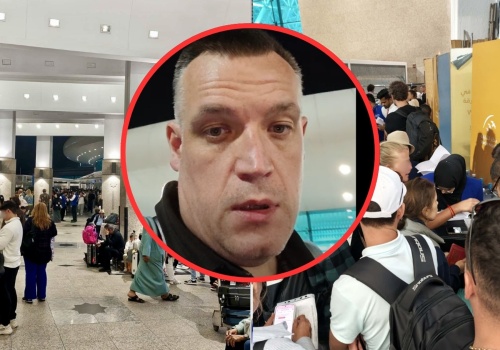 Paweł utknął w Szardży z rodziną. 