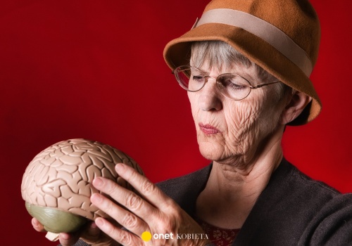 Skąd biorą się halucynacje u pacjentów z Alzheimerem?