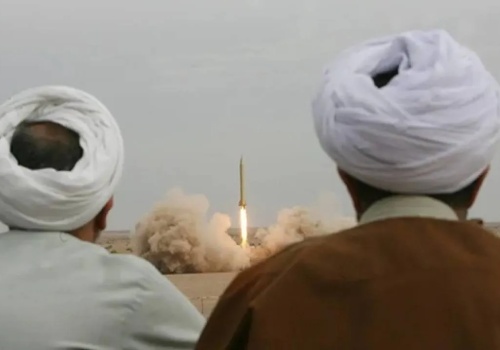 Dwa irańskie pociski wystrzelone w kierunku kraju UE. 