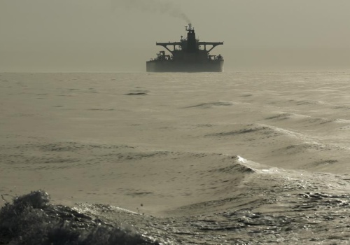 Cena ropy może przebić 100 USD. Blokada Cieśniny Ormuz grozi światową recesją