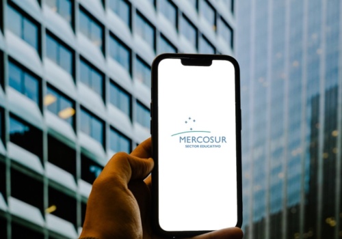 Umowa UE–Mercosur rusza tymczasowo. Korzyści handlowe kontra obawy o przemysł i środowisko