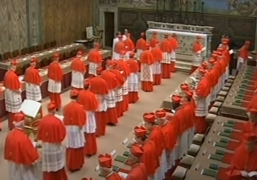 Na konklawe, które wybrało Leona XIV, jeden z kardynałów miał telefon