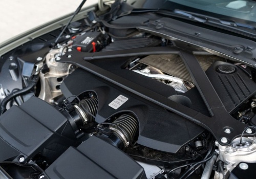 Aston Martin tonie w długach. Firma redukuje setki miejsc pracy