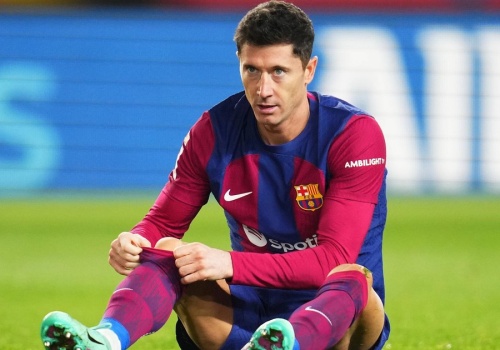 Niepokojące wieści z Barcelony. Robert Lewandowski z urazem!