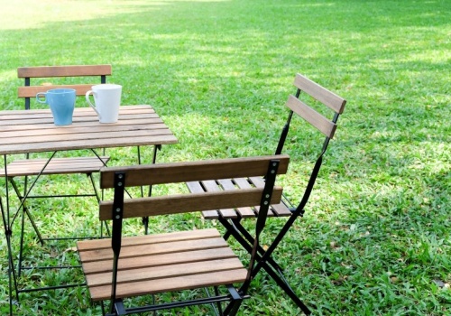 Wiosna coraz bliżej. Użyj tego, zamiast kupować nowe meble ogrodowe