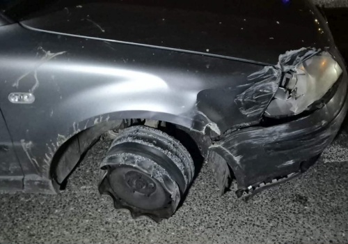 Pędził pod prąd na samej feldze. Pijany kierowca z dożywotnim zakazem zatrzymany przez świadka