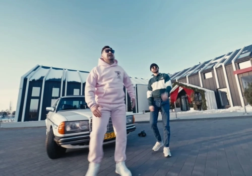 Amant & Docent z taneczną nowością „Kręć się mała”