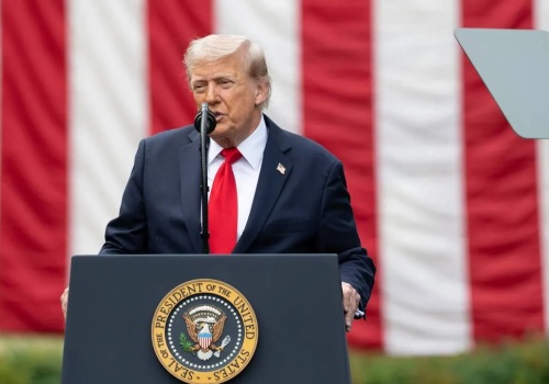 Przedstawiciele Iranu chcą usiąść do rozmów. Jest decyzja prezydenta USA