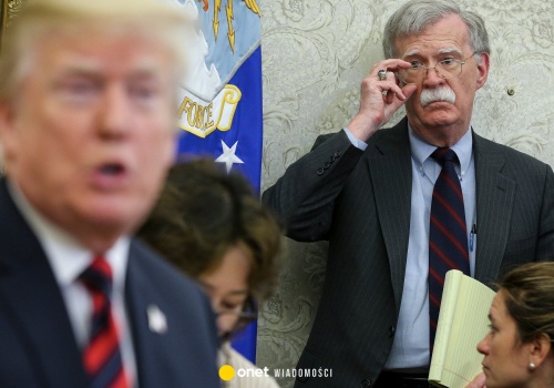 Przez lata namawiał do ataku na Iran, przez lata mieszał Trumpa z błotem. Co John Bolton mówi dziś? 