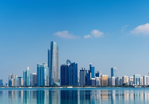 Ataki na Iran sparaliżowały loty. Turyści w Abu Zabi i Dubaju nie zapłacą za hotel