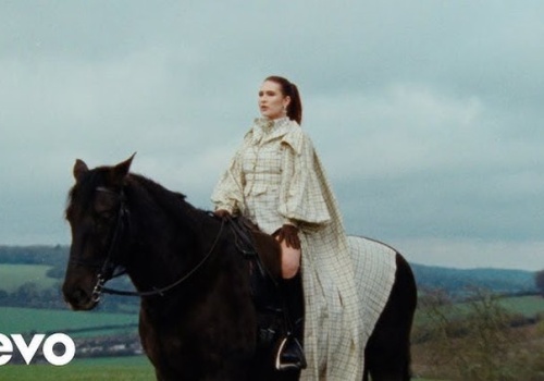 MIMI WEBB – Ends In Y