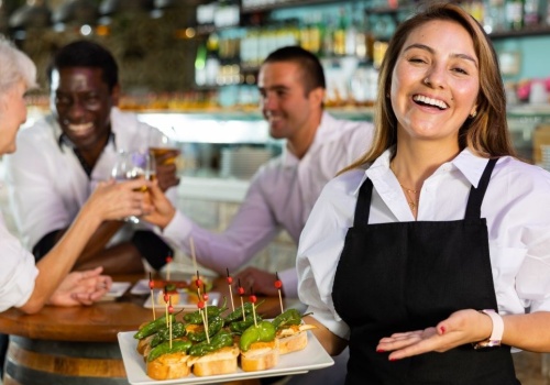 Pracuj i zwiedzaj Cypr, Holandię, Maltę. Zarobki sięgają 15 tys. zł