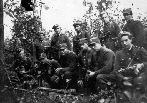 Cześć i Chwała Żołnierzom Podziemia Antykomunistycznego!