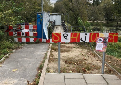 „Mostek Nieudolności” doczeka się remontu po 4 latach. Kładkę w Parku Skaryszewskim naprawi deweloper