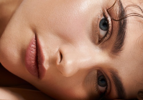 Naukowcy potwierdzają: Oto największy destruktor Twojej skóry