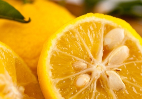 Jesz cytrusy z pestkami? Zdziwisz się, jak działają na twój organizm