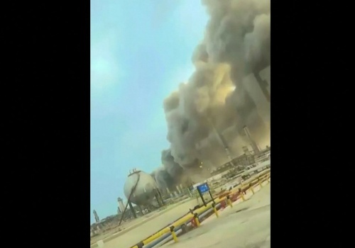 Rafineria pod ostrzałem. Kolejne państwo grozi atakiem na Iran