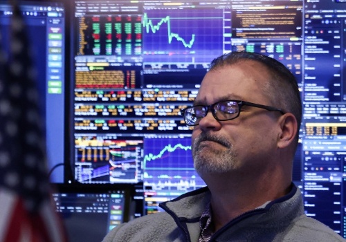 Wojna uderza z całą siłą w rynki. Przecena na giełdach, strach przed inflacją