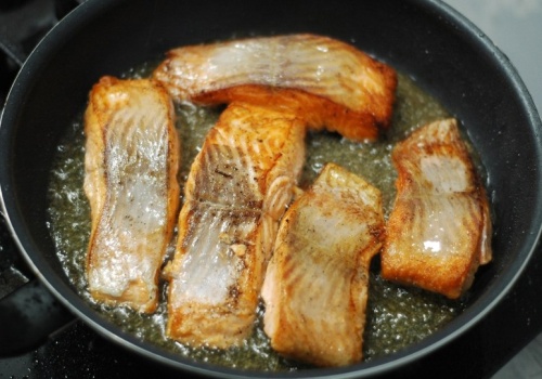 Lepiej nie jedz tych ryb często. Narobisz więcej szkód, niż pożytku