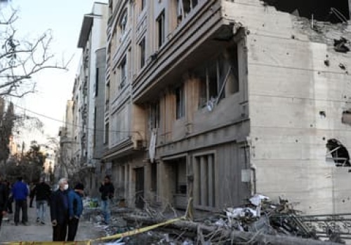 Iran atakuje kraje Zatoki. Poważne zniszczenia w Teheranie