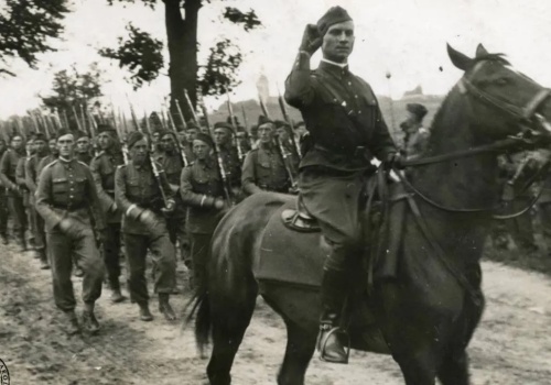 Ppłk Łukasz Ciepliński „Pług” w katalogach Biura Lustracyjnego IPN