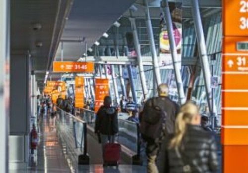 LOT zawiesza loty do Tel Awiwu i Dubaju. Pasażerowie mają nowe opcje