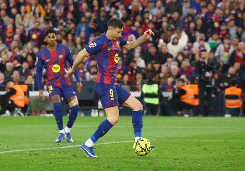 To on ma zastąpić kontuzjowanego Lewandowskiego. Zaskakujące nazwisko