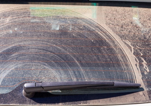 Czy można uratować wycieraczki bez wydawania 200 zł? Mechanicy mają swoją metodę