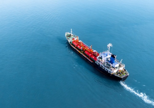 Iran twierdzi, że cieśnina Ormuz jest zamknięta. Ostrzega statki przed atakami