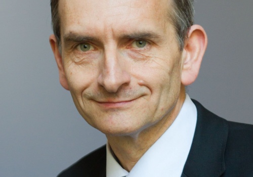 Niemiecki ekspert: Bomby i rakiety to za mało na zmianę reżimu w Iranie