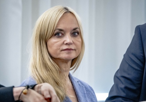 Protest przedstawicieli szpitali przed resortem zdrowia. 