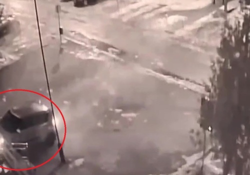 Co on zrobił? Groźny incydent przed komendą policji