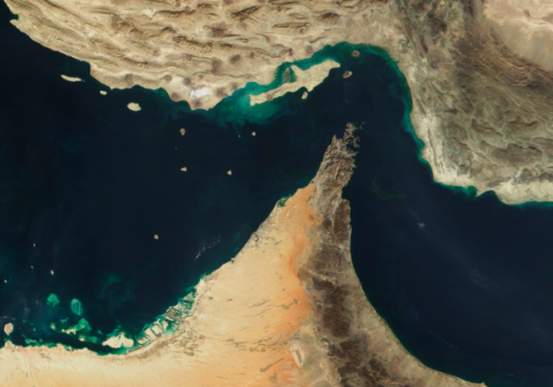 Iran wywiera presję na ropę. Ostrzela każdy statek płynący przez Ormuz