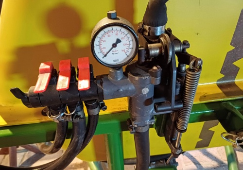 Opryskiwacze bez badań i 265 zarzutów. Rolnicy zapłacili, ale diagnostyka była fikcją