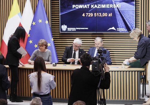 Powstaną bezpieczne drogi ze ścieżkami i chodnikami. Ogromne pieniądze przyznane