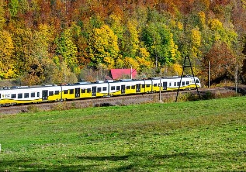 Wiosna na torach, korekta rozkładu jazdy pociągów