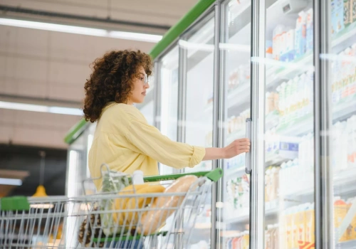 Rynek FMCG 2025. Jakie kategorie napędzały i hamowały sprzedaż?