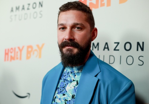 Shia LaBeouf ZSZOKOWAŁ w wywiadzie po głośnym aresztowaniu. „Więzienie będzie kolejną przygodą”
