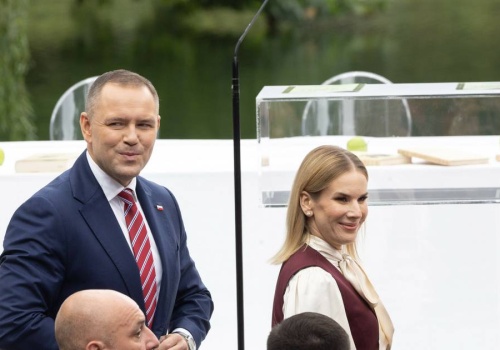 Marta Nawrocka pokazała zdjęcia z mężem, gdy byli bardzo młodzi. Okazja jest szczególna