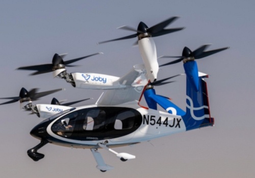 Era powietrznych taksówek jest bliżej, niż myślisz. Latający Uber już w tym roku