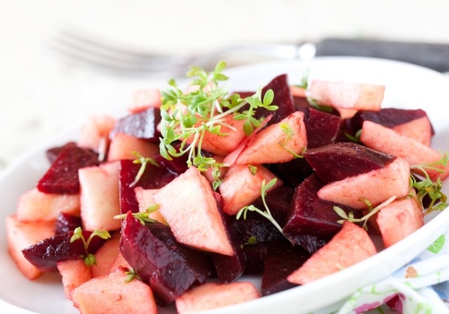 Na przednówku powinniśmy jeść codziennie. Najzdrowsze wśród owoców i warzyw