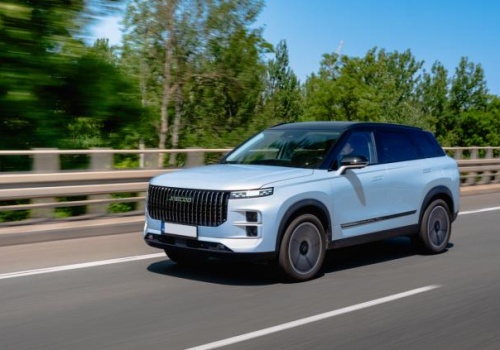 Napęd Chery Super Hybrid w różnych segmentach. Jaecoo 7 vs Omoda 7 vs Chery Tiggo 8