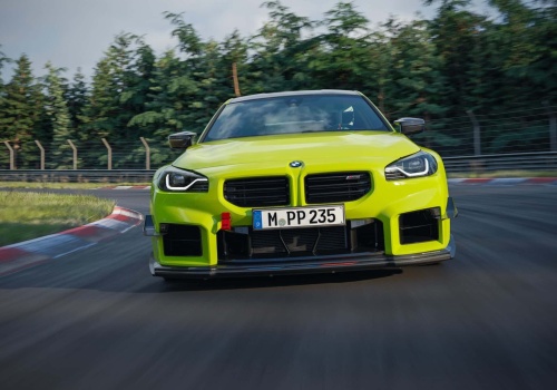 BMW zaopatrzyło M2 w oficjalny pakiet M Performance Kit
