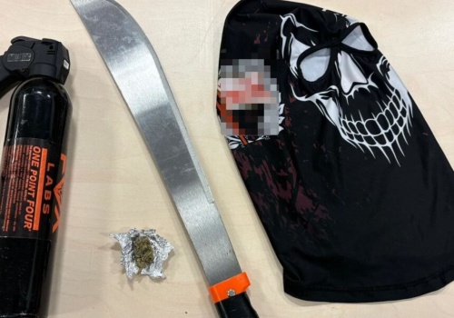 Pseudokibice zatrzymani. Policja przeszukała samochody