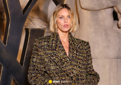 Gwiazdy zachwycają na pokazie Saint Laurent w Paryżu. Wśród nich Anja Rubik