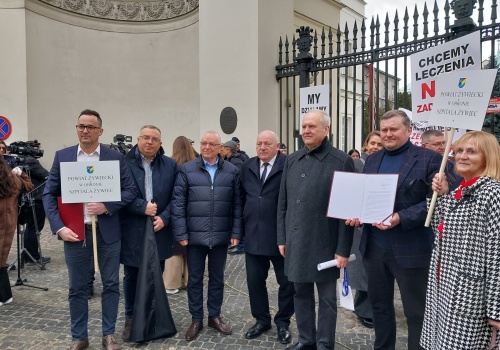 Szpitale powiatowe nie chcą umierać na kolanach | WIDEO, ZDJĘCIA