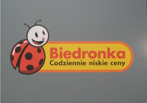 Pułapka na śpiochów w Biedronce. Na te promocje do 10:00 rano trzeba uważać