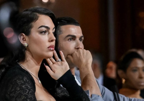 Tajemniczy lot Cristiano Ronaldo. Czy gwiazdor opuścił Arabię Saudyjską po ataku na ambasadę USA?