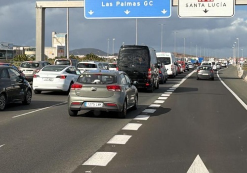 Chaos na drogach Gran Canarii. Wypadki sparaliżowały główne autostrady