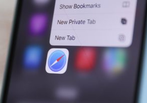 Przejmują kontrolę nad iOS. Wystarczy otworzyć przeglądarkę